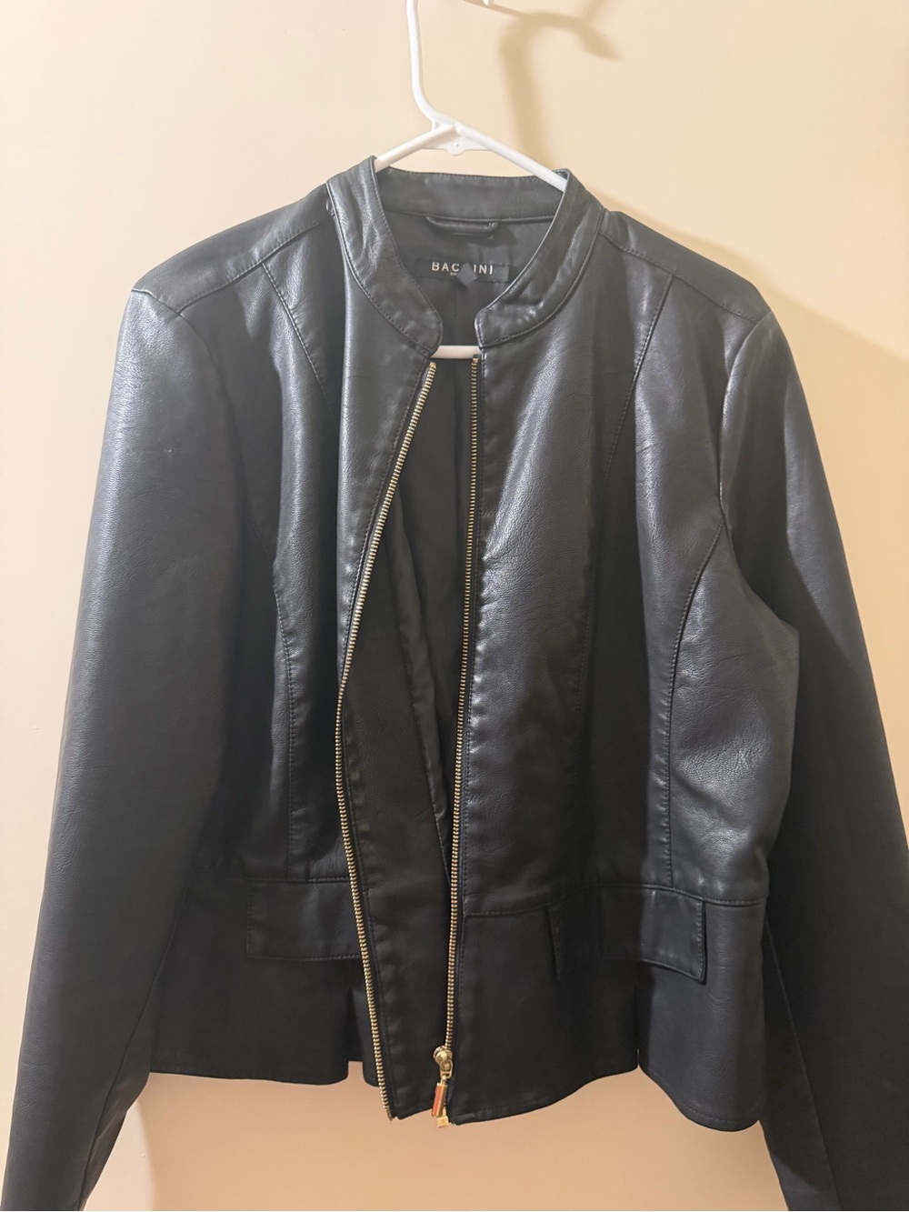 Baccini Black Leather Collarless Zip Jacket